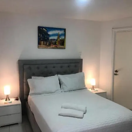 Hermoso A Unos Pasos Aeropuerto Apartamento